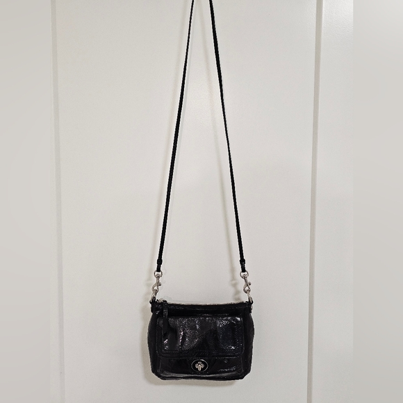 EUC Coach Poppy Black Patent Leather Shoulder Bag - Picture 4 of 15